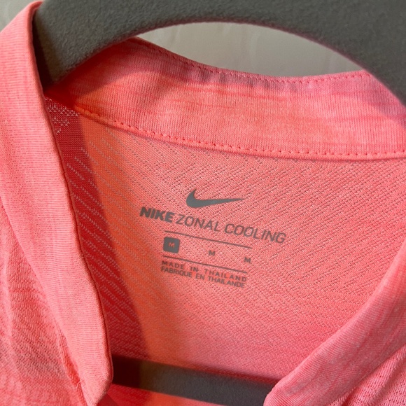 Nike Zonal Cooling Sleeveless Golf Top 🎀⛳️ – Size Medium - Picture 3 of 4